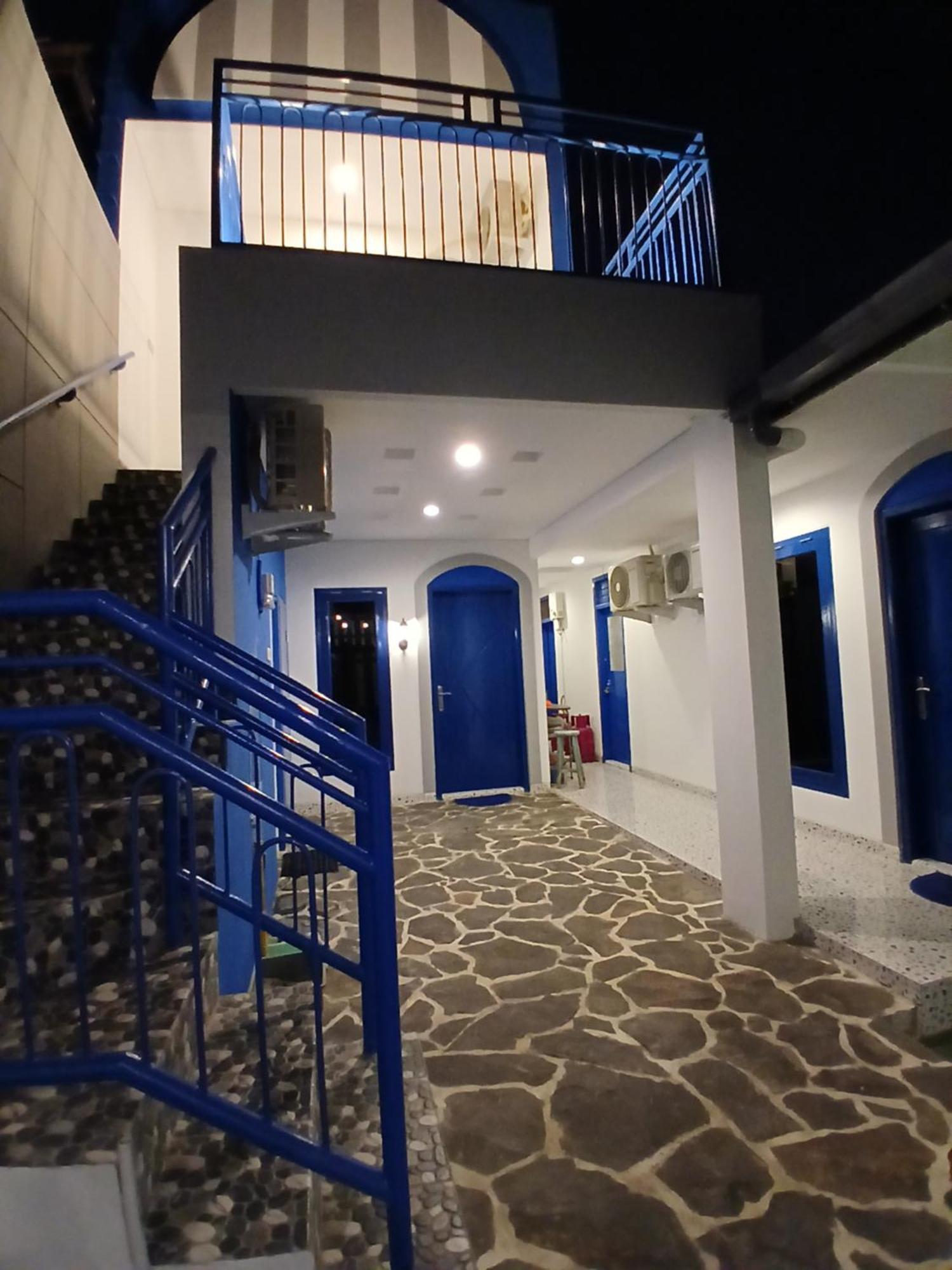 Moshi Moshi Hostel Probolinggo Kültér fotó